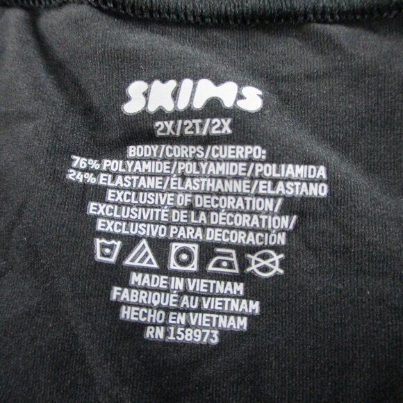 SKIMS Fits Everybody Long Sleeve T Shirt Womens 2X Onyx Black Stretch NWT - Picture 8 of 9